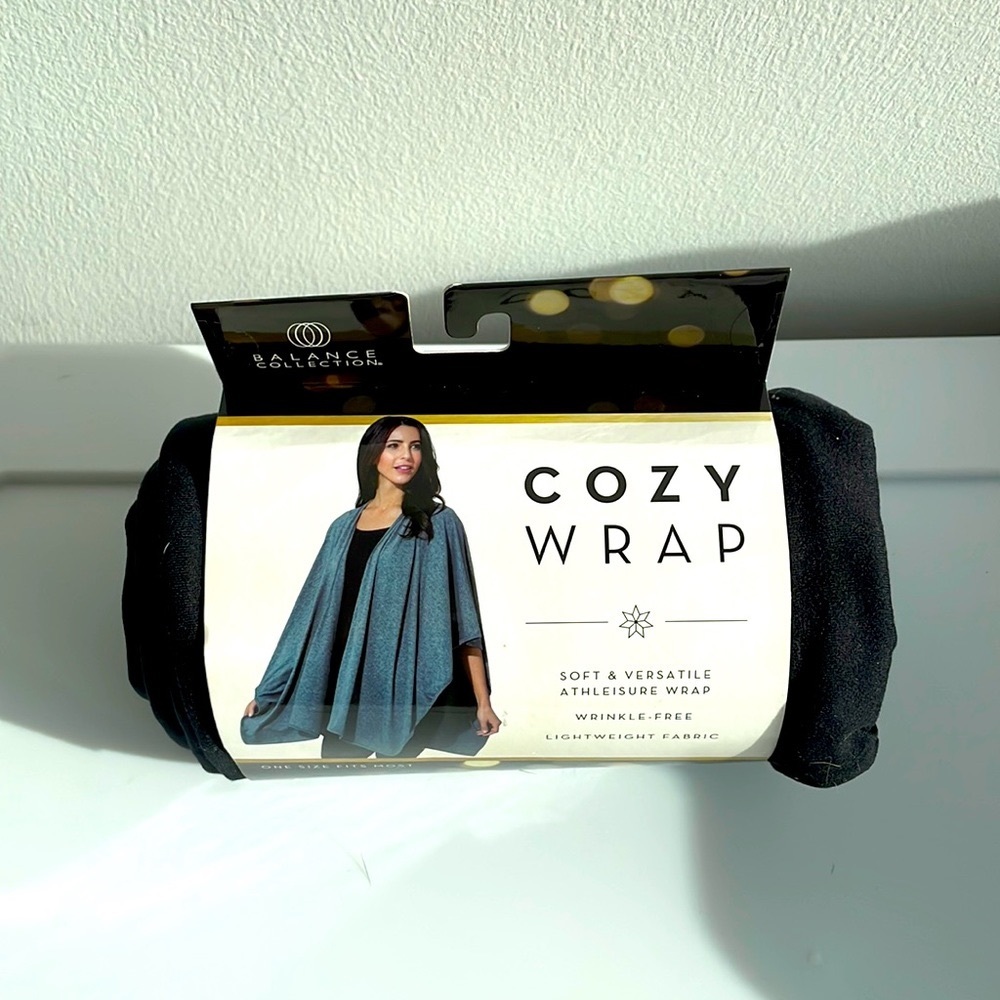 Cozy Wrap Black OS
